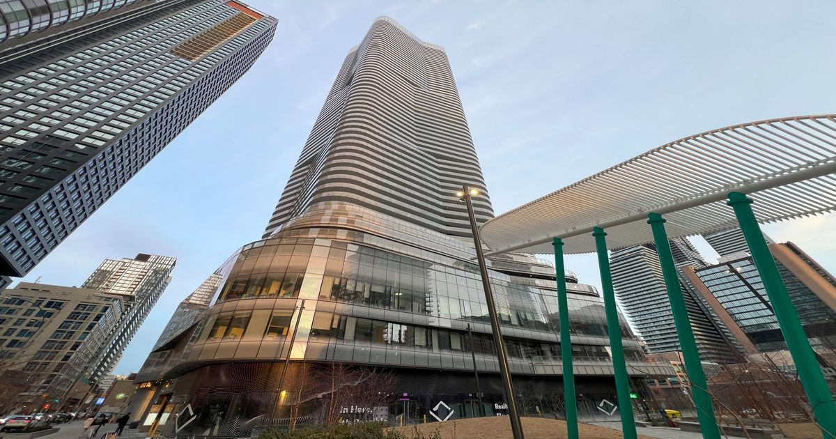 11 Wellesley Street W Toronto