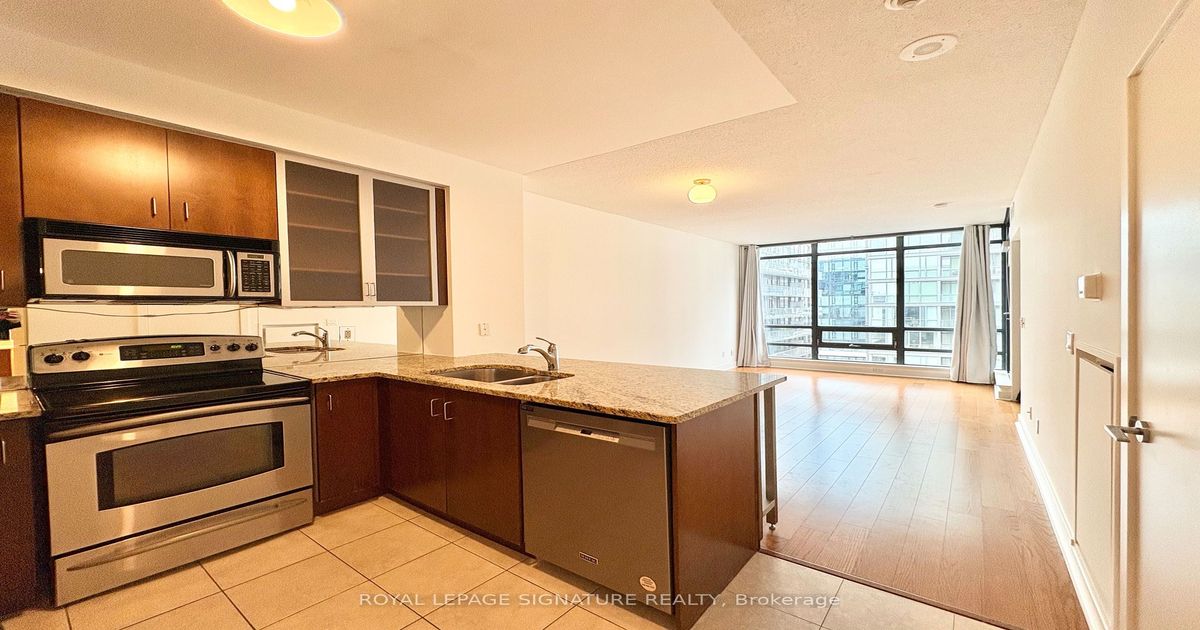 438 King Street W Toronto