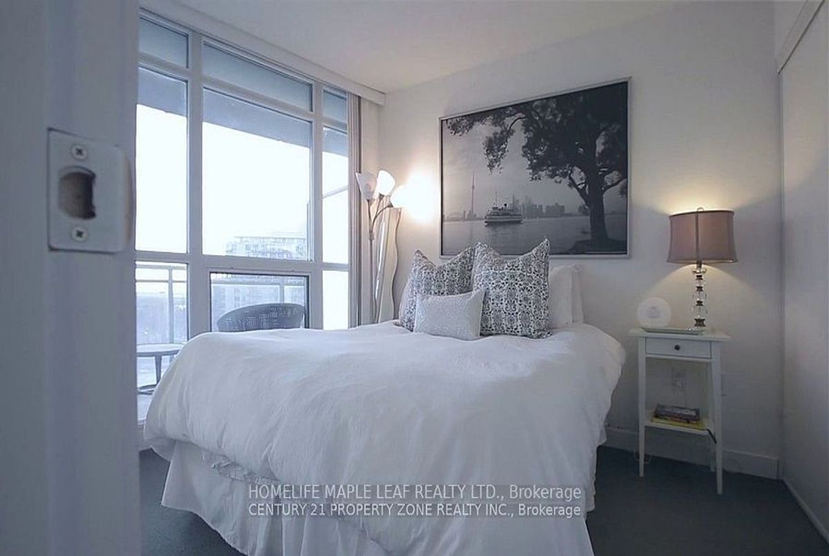img-gallery