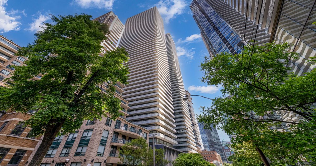 42 Charles Street E Toronto