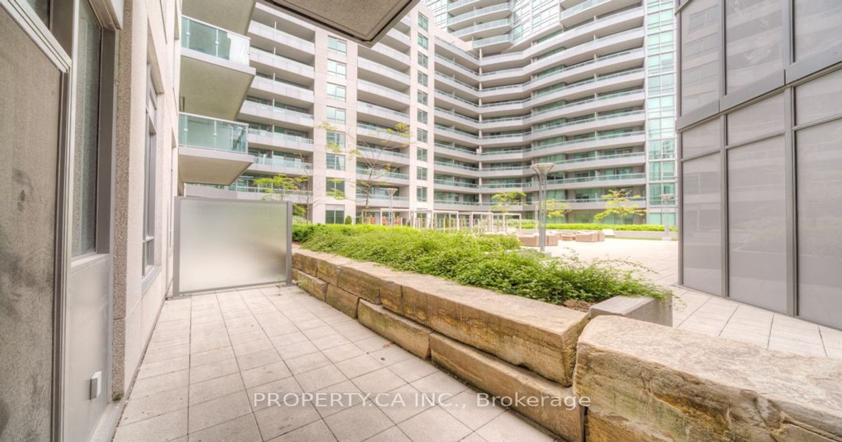 25 Lower Simcoe Street Toronto