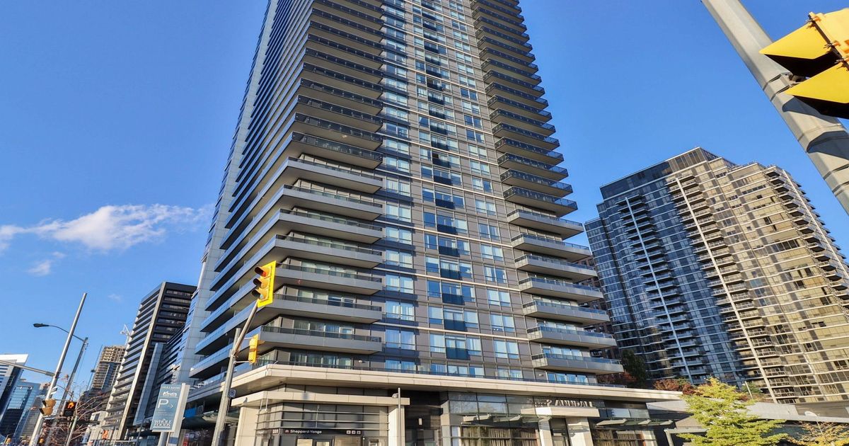 2 Anndale Drive Toronto