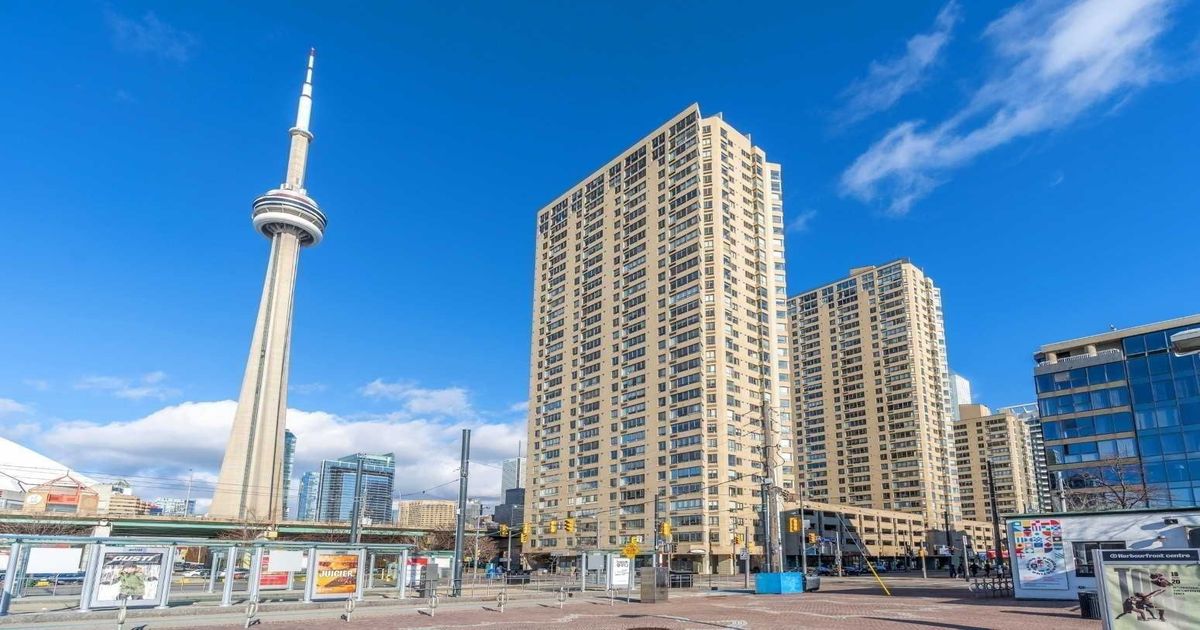 270 Queens Quay W Toronto