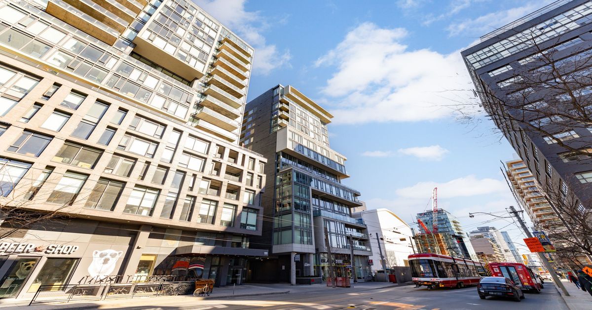 95 Bathurst Street Toronto