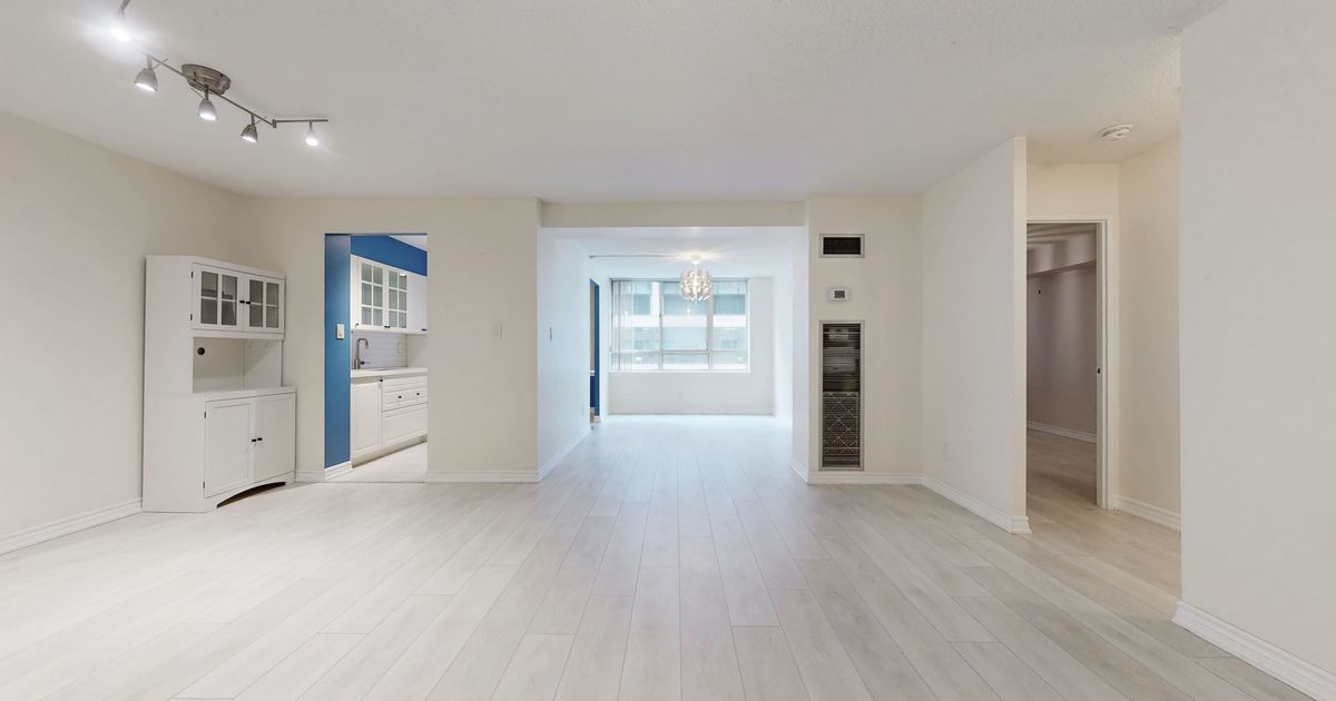 633 Bay Street Toronto