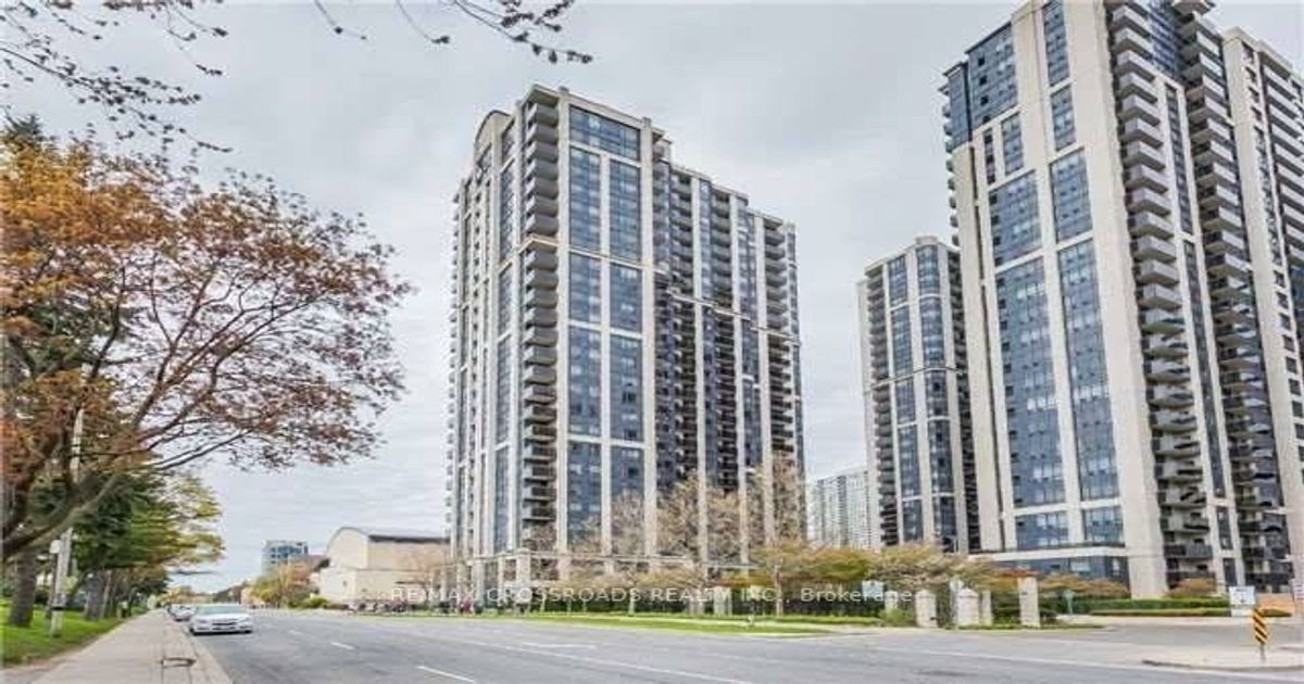 153 Beecroft Road N Toronto
