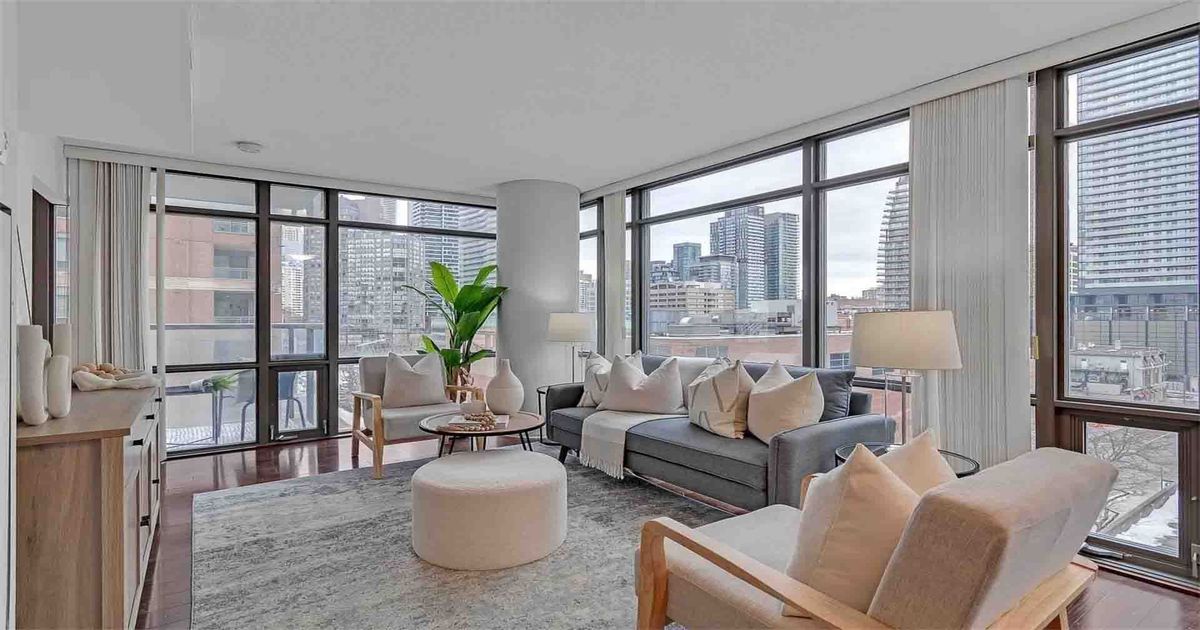 37 Grosvenor Street Toronto