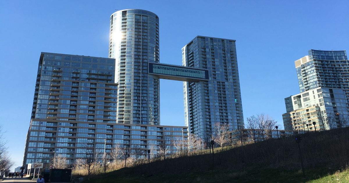 15 Iceboat Terrace N Toronto