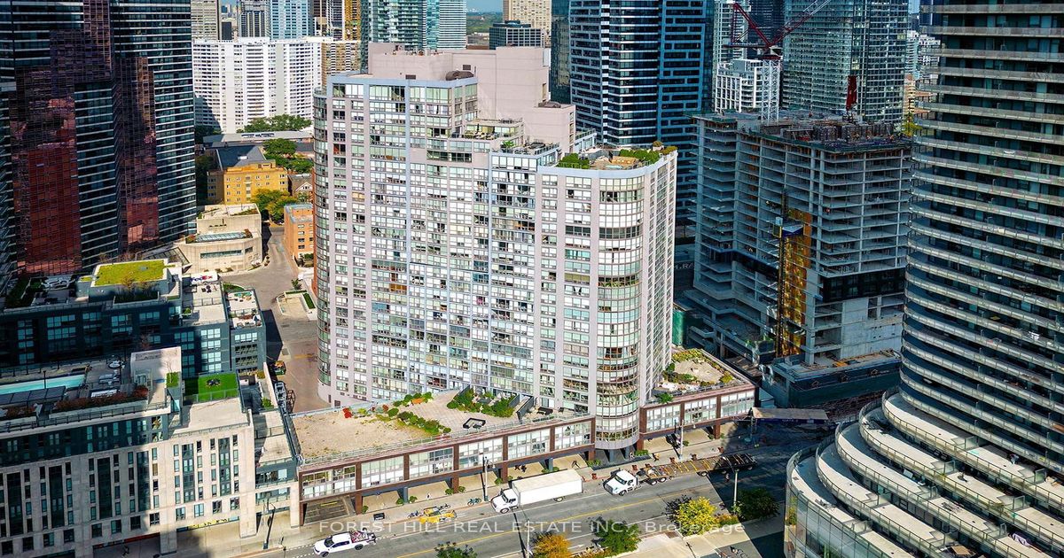 24 Wellesley Street W Toronto