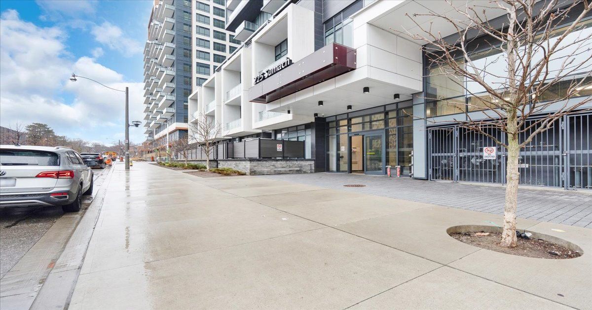 225 Sumach Street Toronto