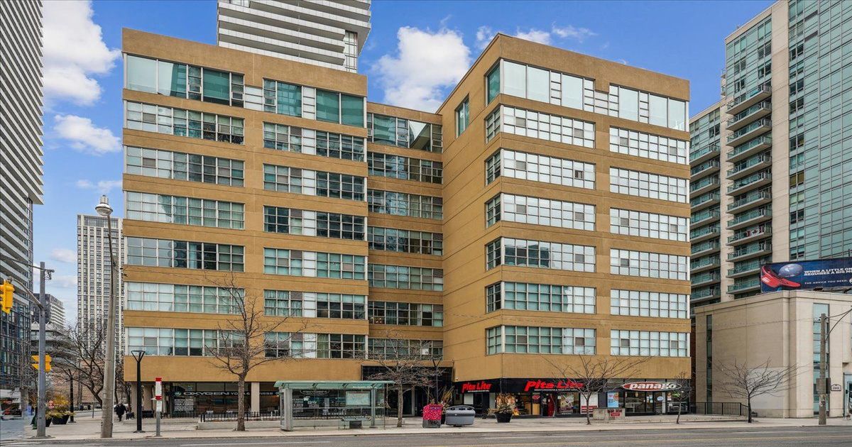 188 Eglinton Avenue E Toronto