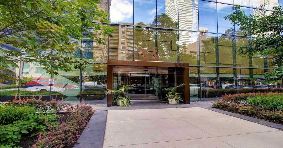 33 Charles Street E Toronto