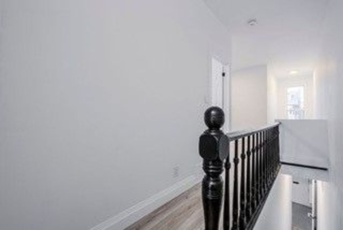 img-gallery