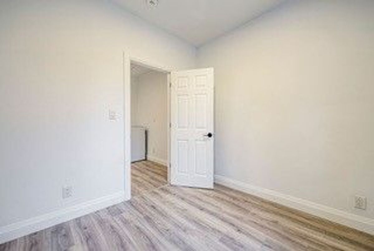 img-gallery
