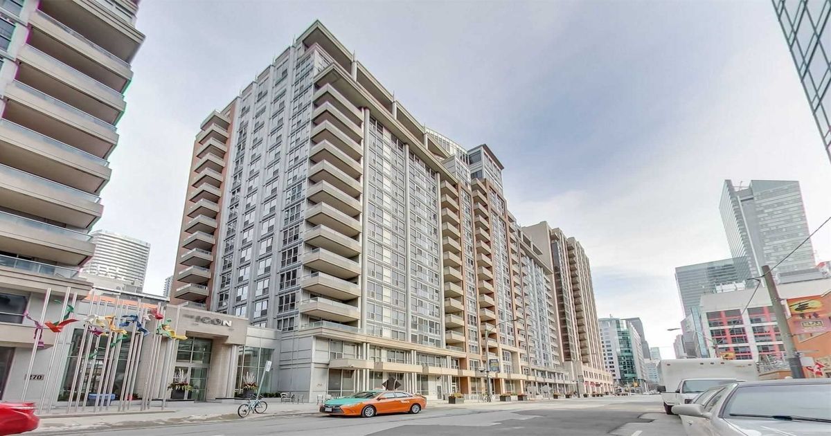 270 Wellington Street W Toronto