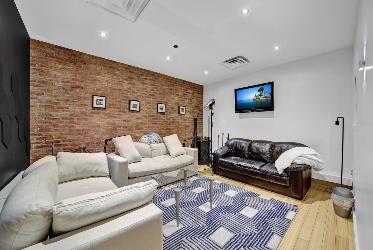 21 Camden Street Toronto 21 Camden Street Toronto