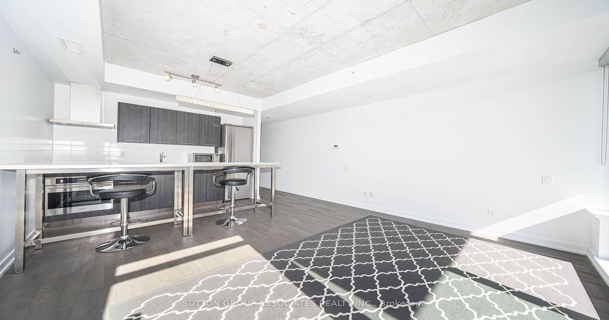 461 Adelaide Street W Toronto