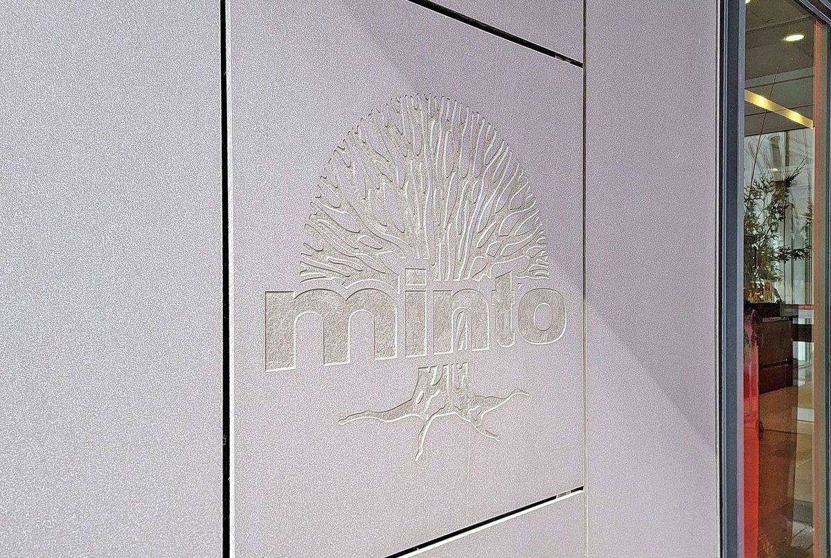 img-gallery