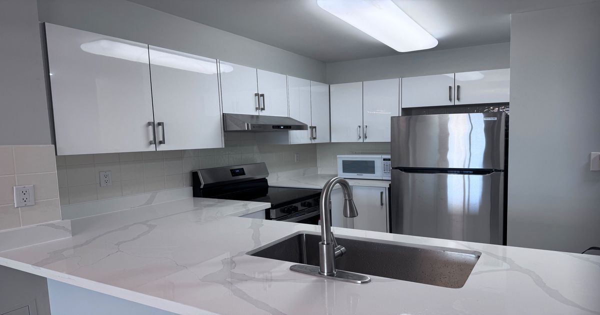 188 Doris Avenue Toronto