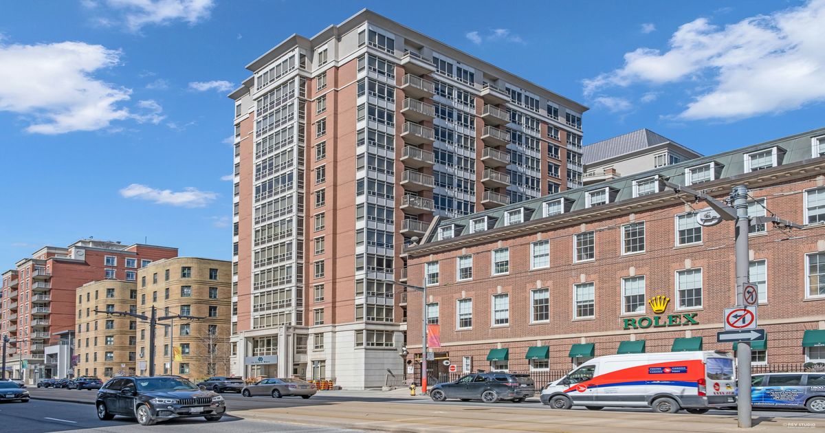 60 St. Clair Avenue W Toronto