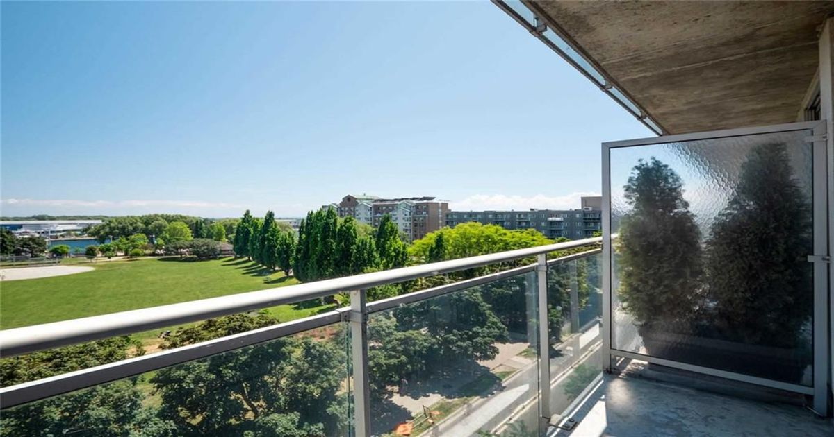 650 Queens Quay W Toronto