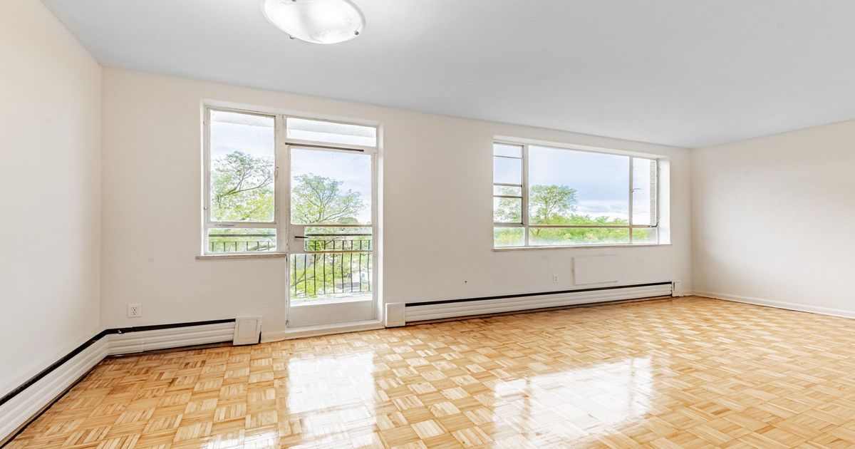 2895 Bathurst Street Toronto