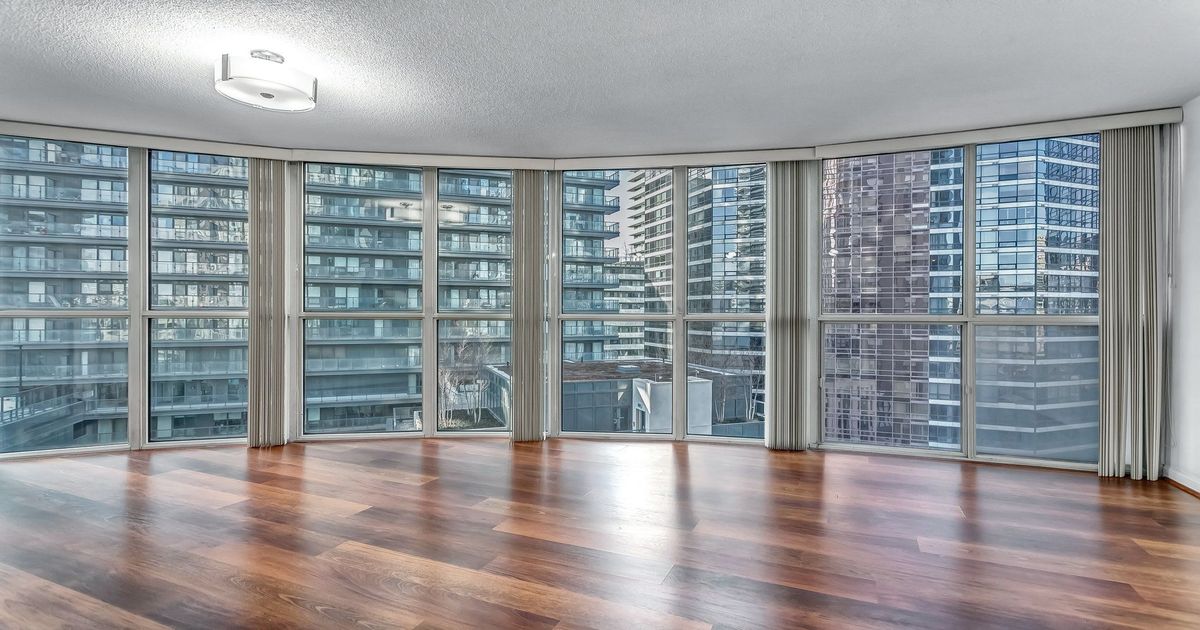 24 Wellesley Street W Toronto