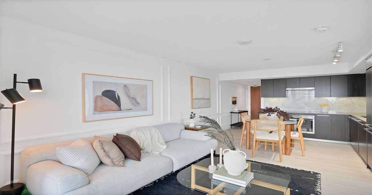 70 Queens Wharf Road Toronto