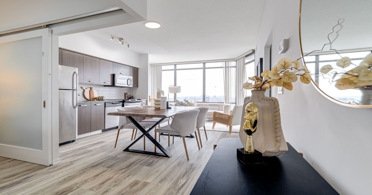 832 Bay Street Toronto