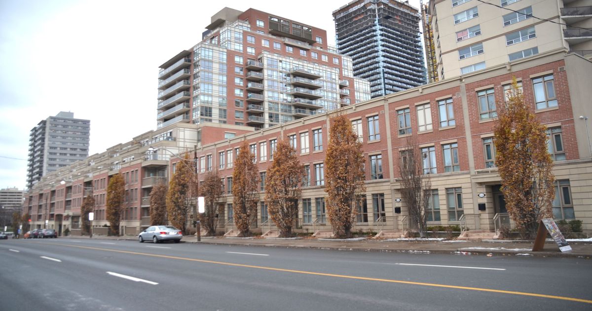 900 Mount Pleasant Road Toronto