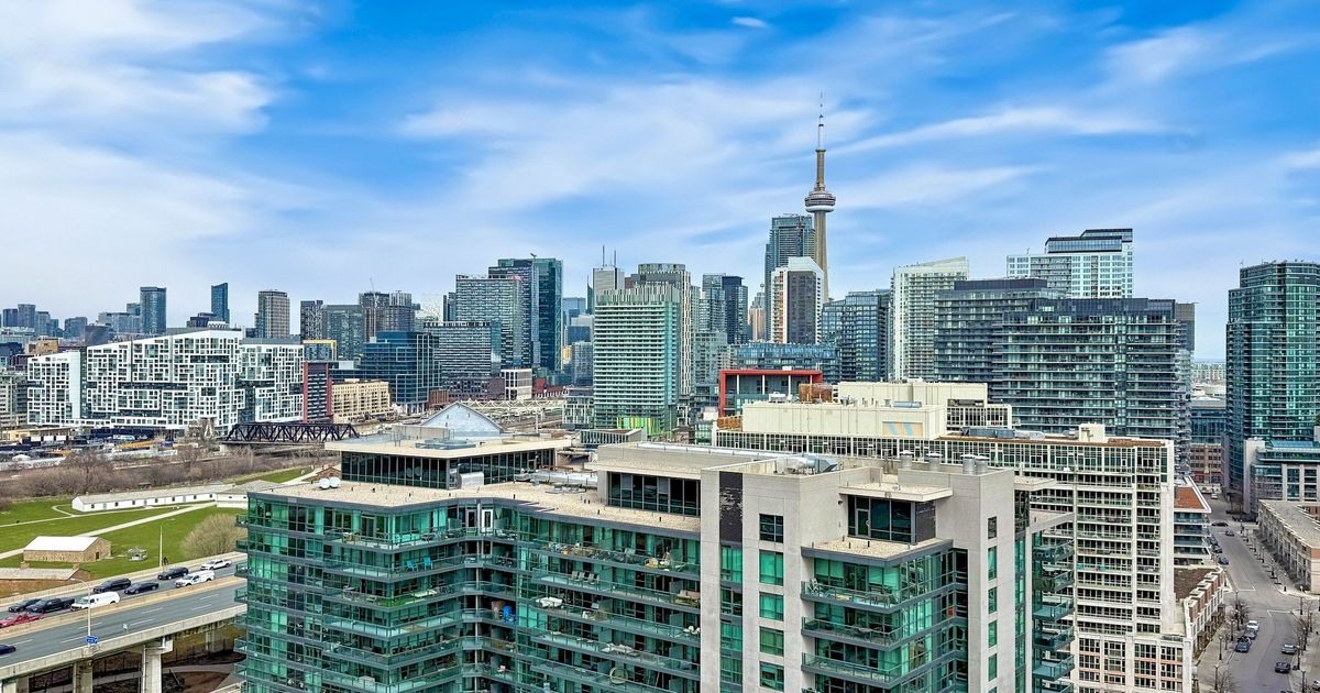 219 Fort York Boulevard Toronto