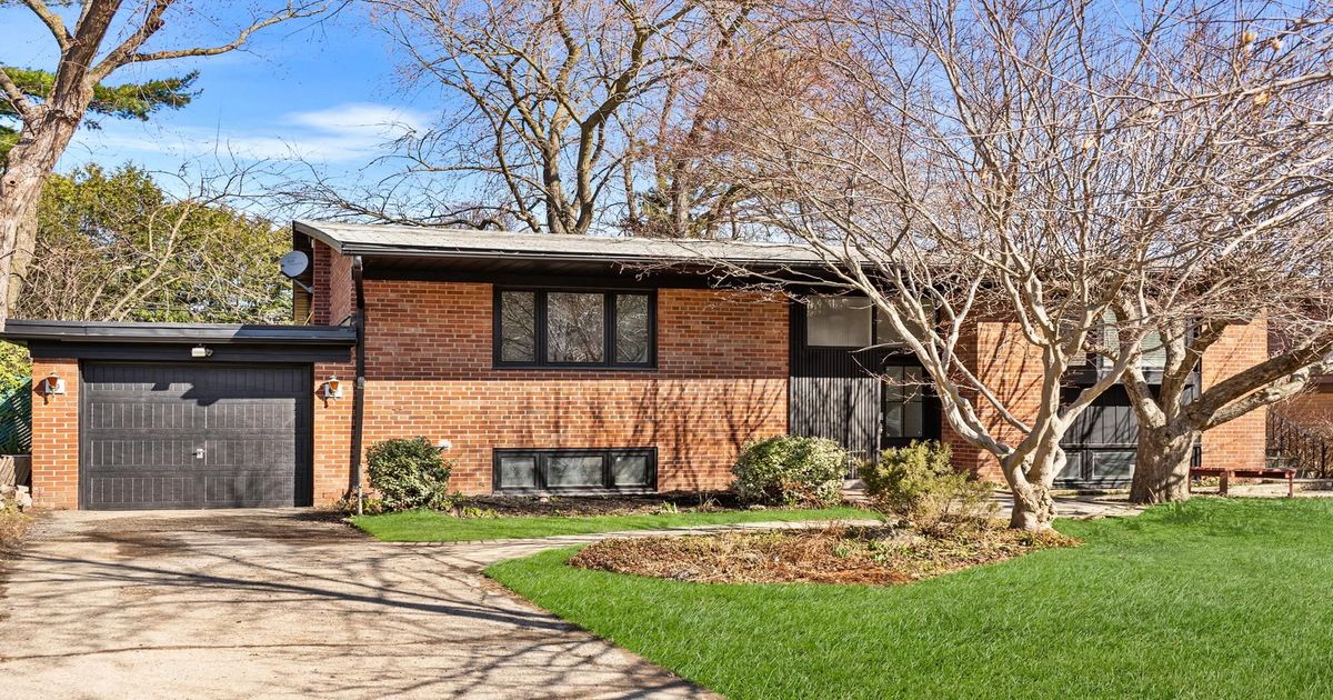26 Grangemill Crescent Toronto
