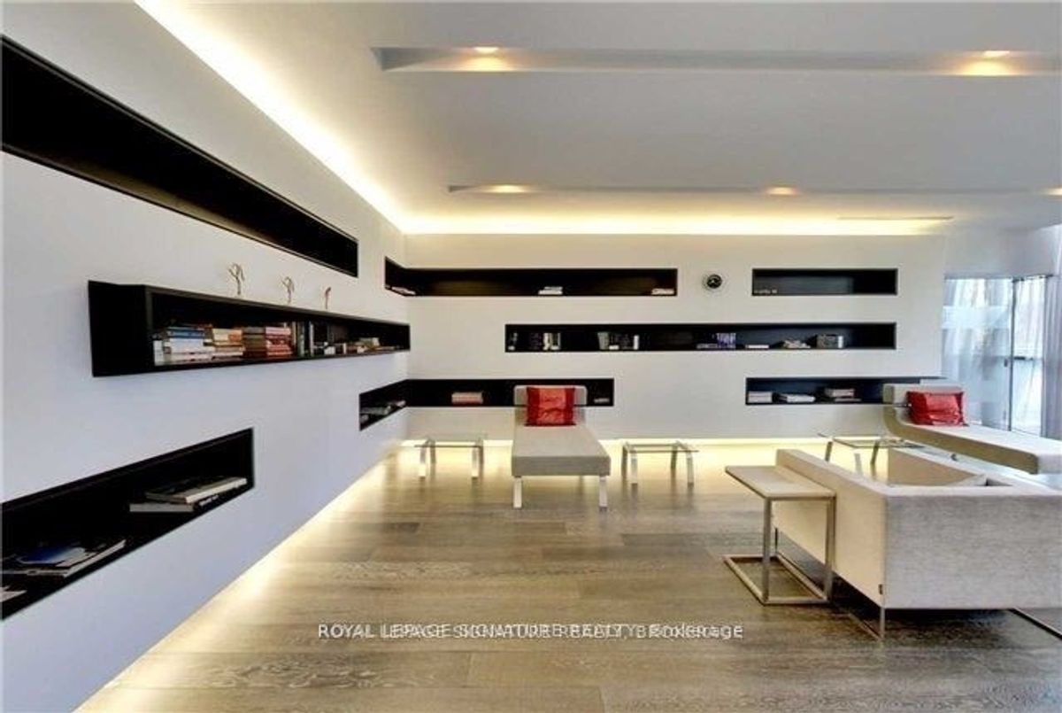 img-gallery