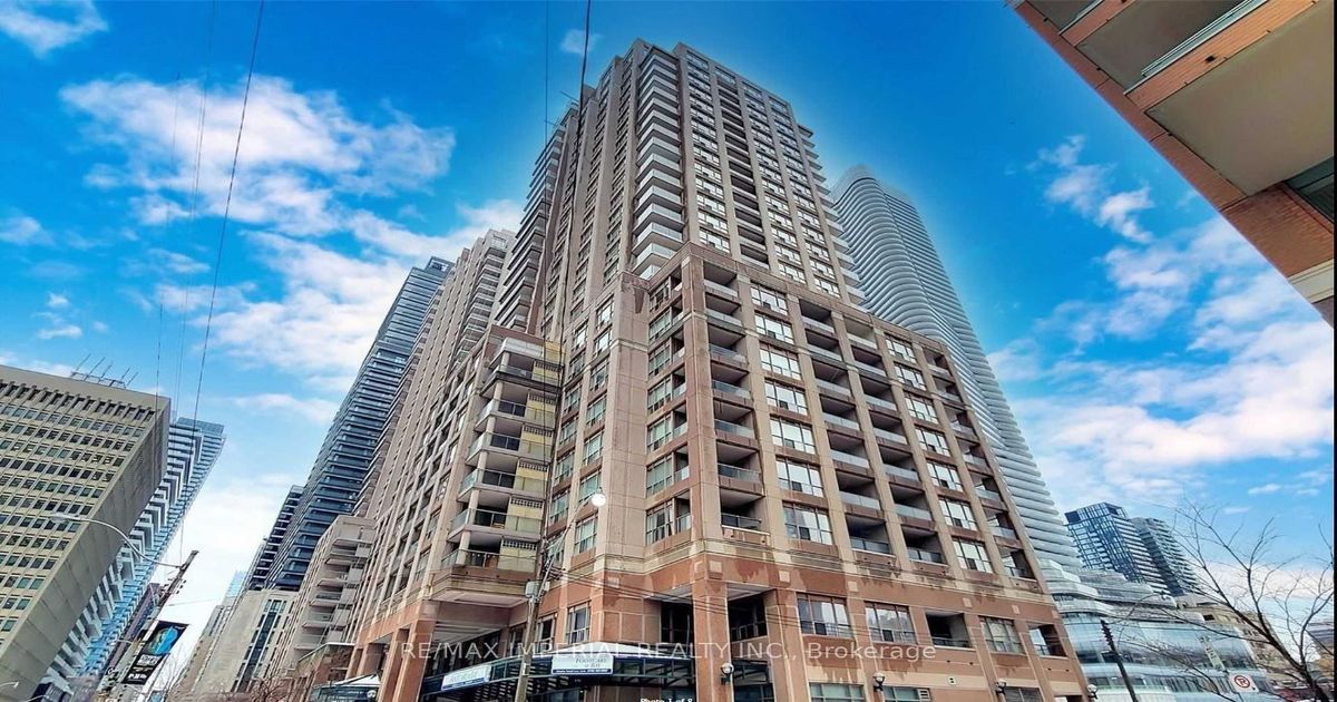 909 Bay Street Toronto