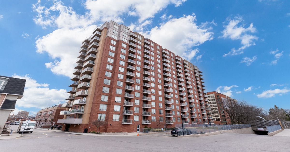 1369 Bloor Street W Toronto