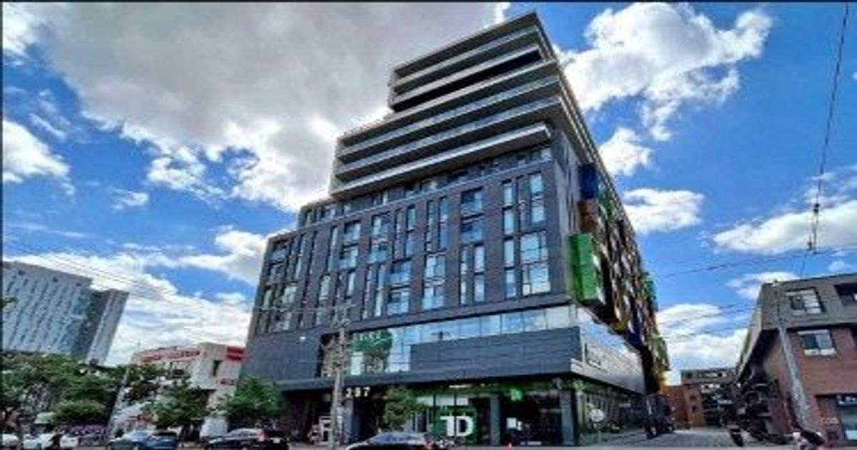 297 College Street Toronto