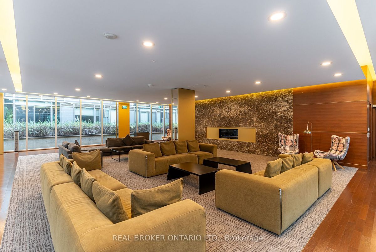 img-gallery