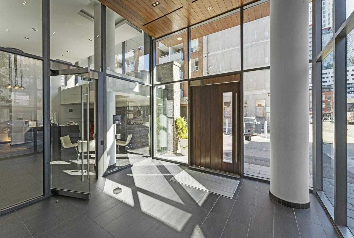 img-gallery