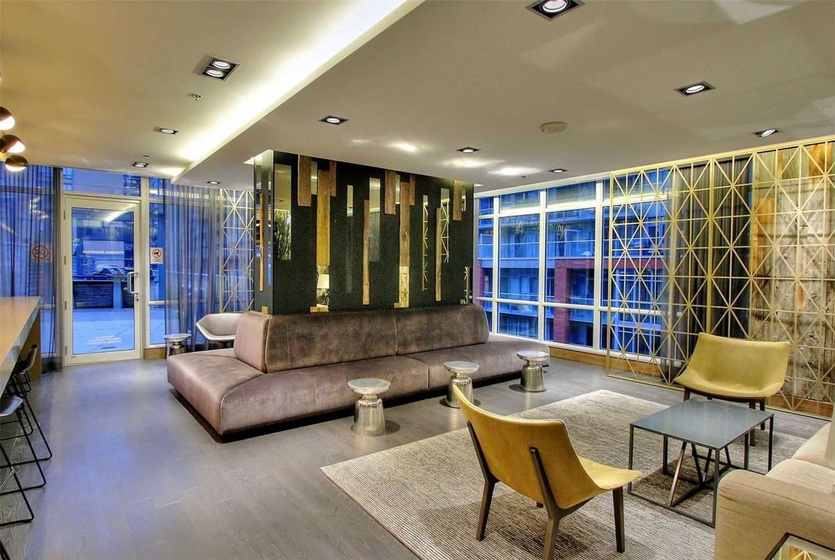 img-gallery