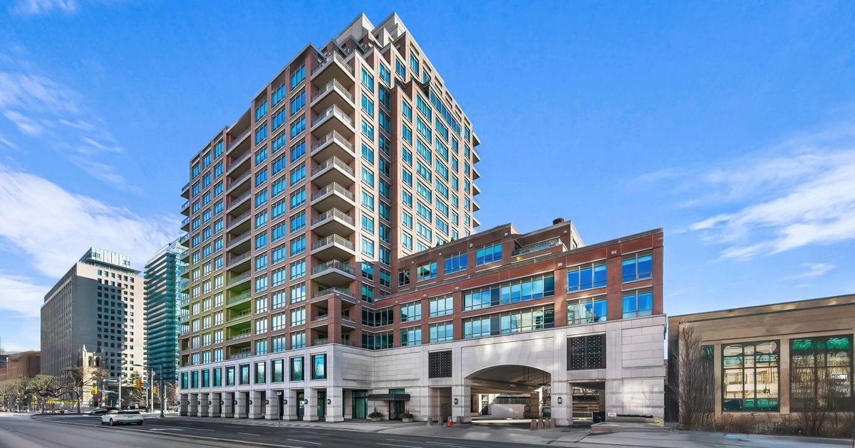 155 St Clair Avenue W Toronto