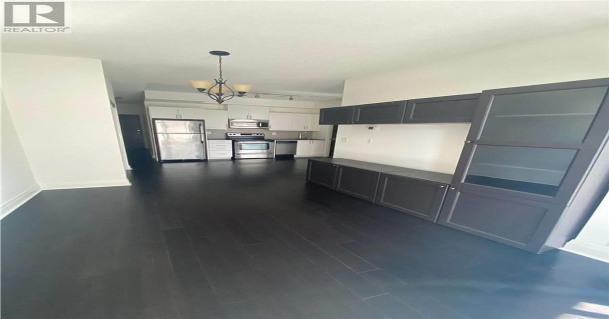 17 Kenaston Gardens Toronto
