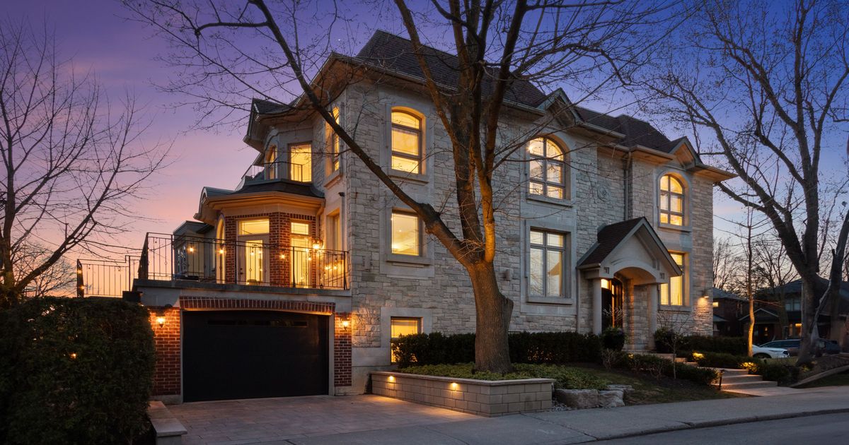 203 Old Orchard Grove Toronto