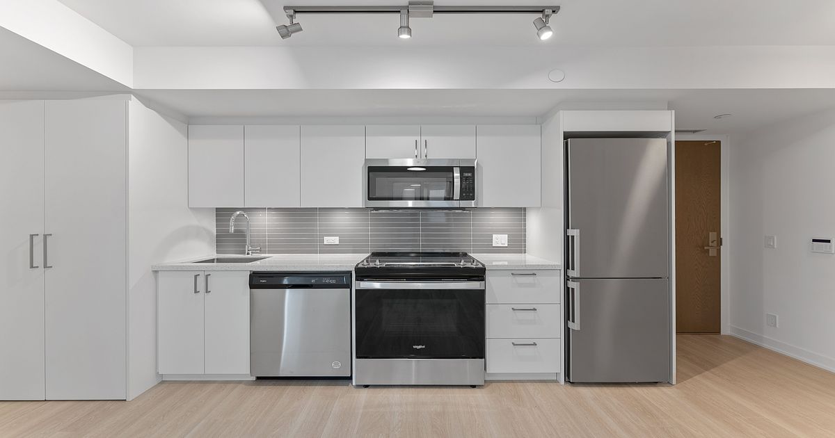 30 Tretti Way Toronto
