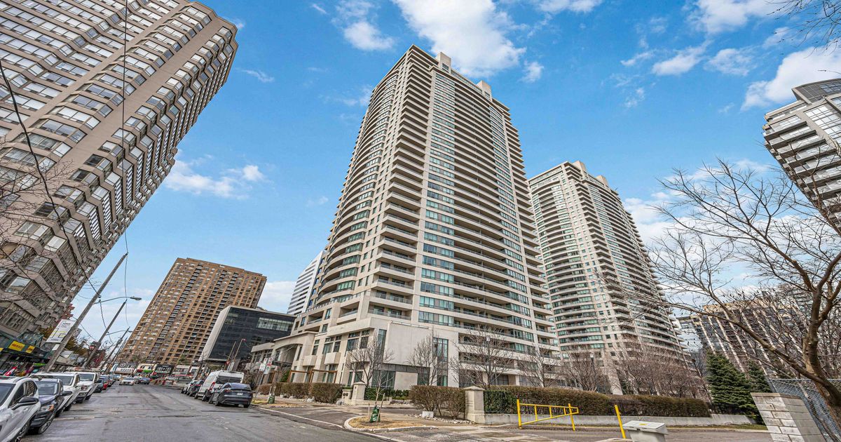 18 Spring Garden Avenue Toronto