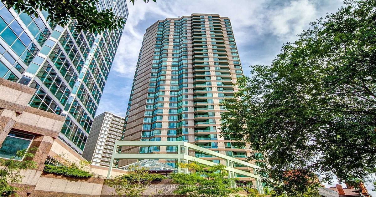 38 Elm Street Toronto