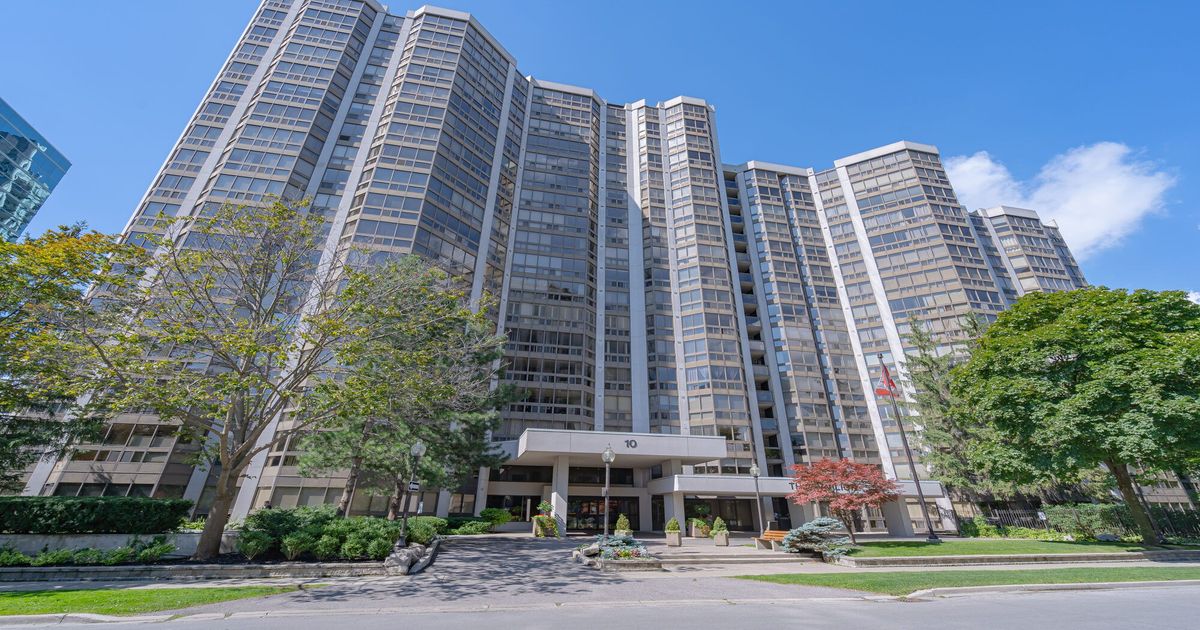 10 Kenneth Avenue N Toronto