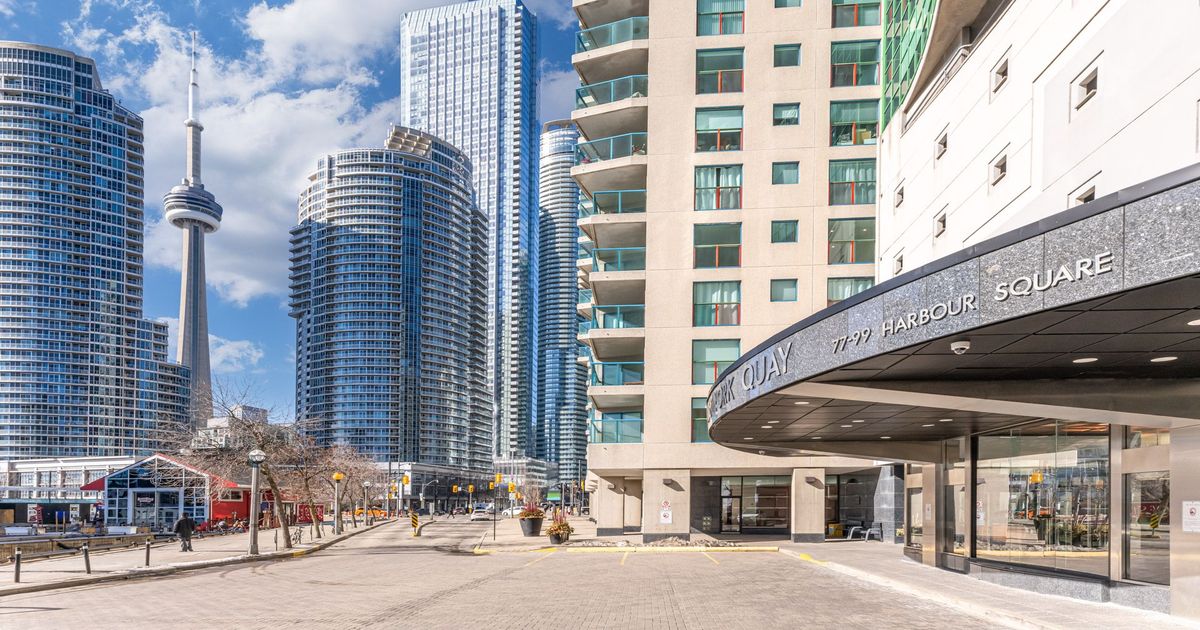 77 Harbour Square Toronto