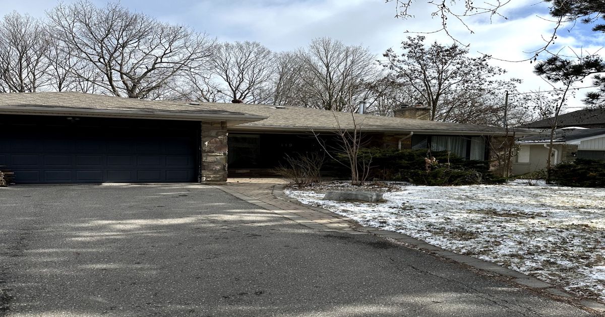 119 Burbank Drive Toronto