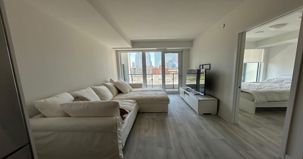 135 Lower Sherbourne Street W Toronto