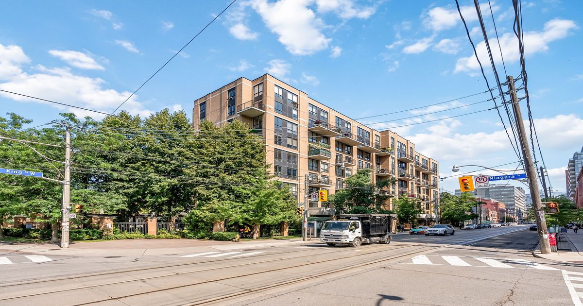 800 King Street W Toronto